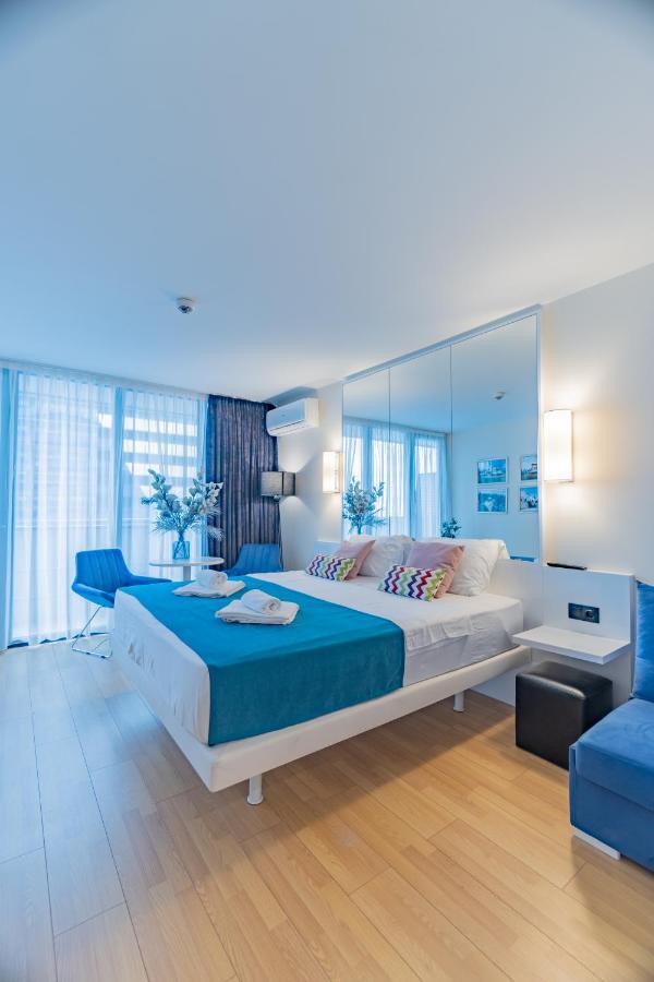 Smart Aparthotel Orbi City 바투미 외부 사진