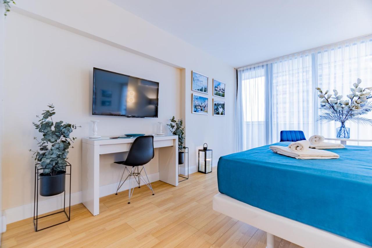 Smart Aparthotel Orbi City 바투미 외부 사진