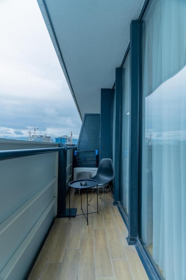 Smart Aparthotel Orbi City 바투미 외부 사진