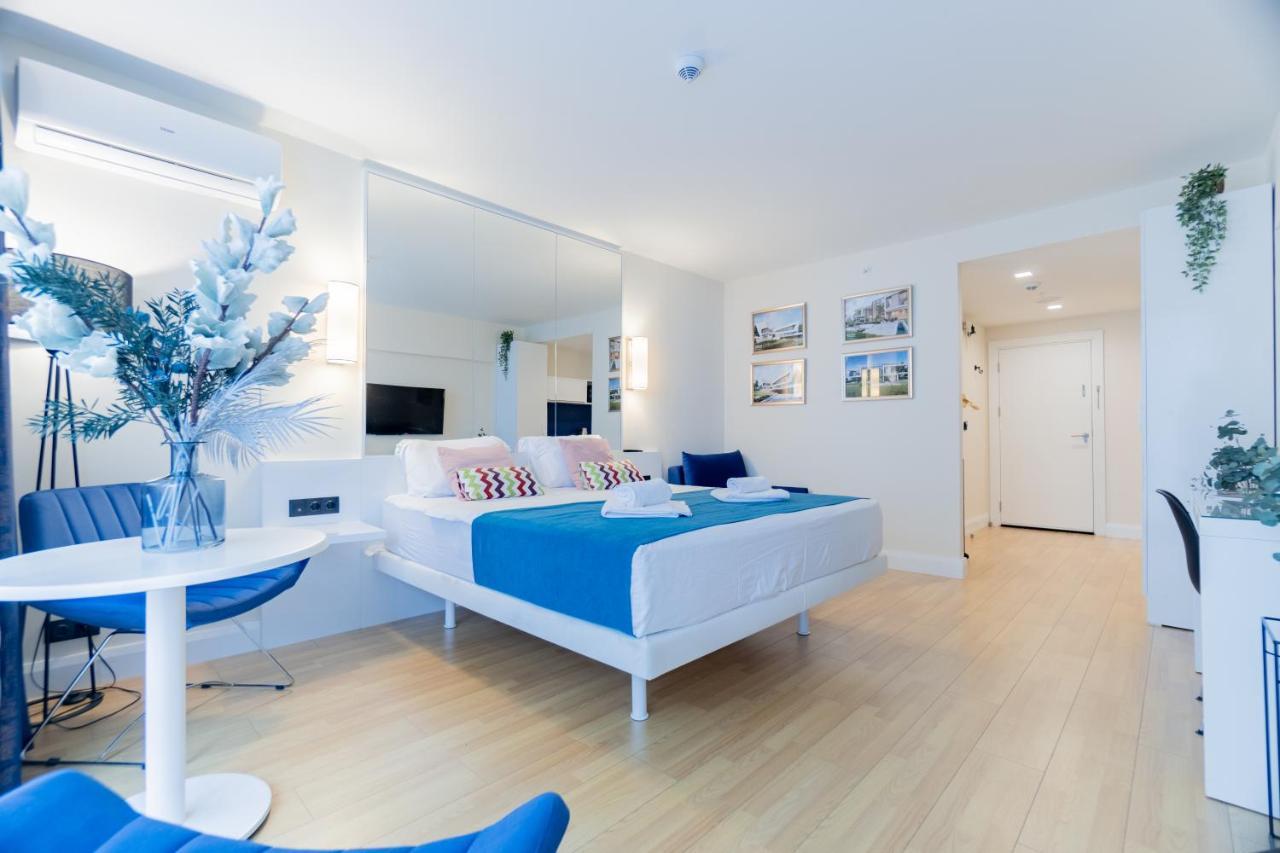 Smart Aparthotel Orbi City 바투미 외부 사진