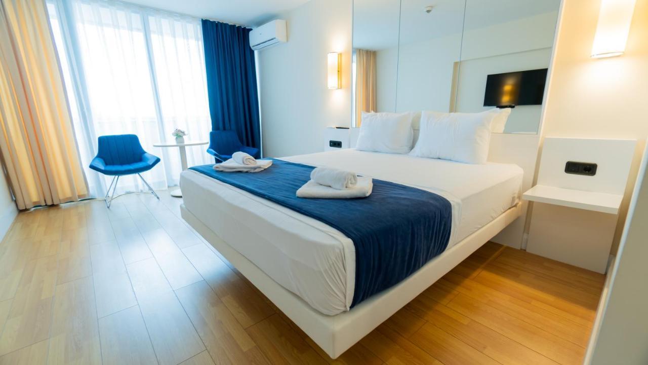 Smart Aparthotel Orbi City 바투미 외부 사진