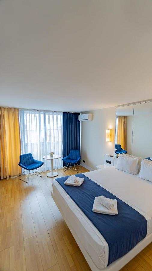 Smart Aparthotel Orbi City 바투미 외부 사진